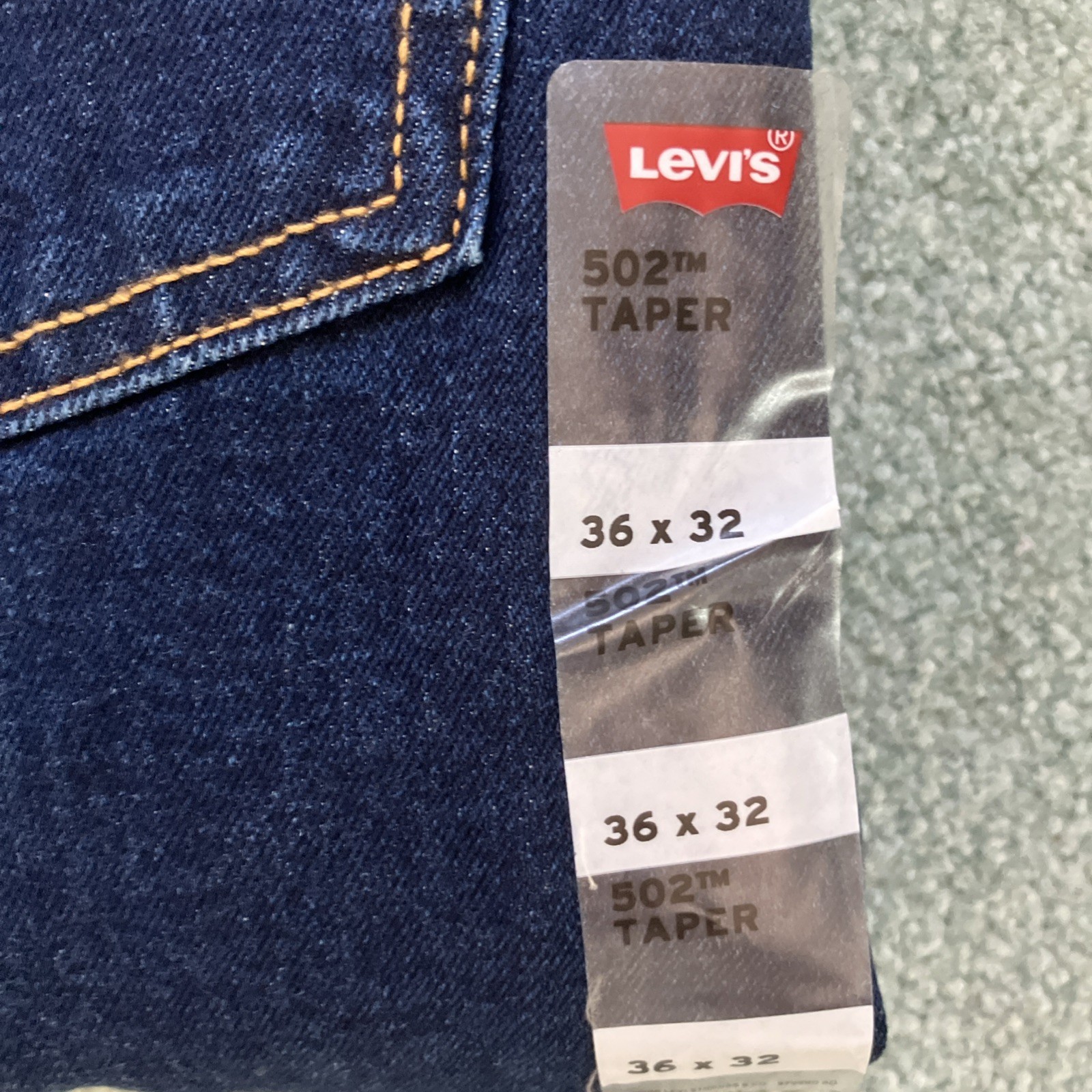 NWT Men’s Levi’s 502 Taper Stretch Dark Blue Jeans Size 36”x32”