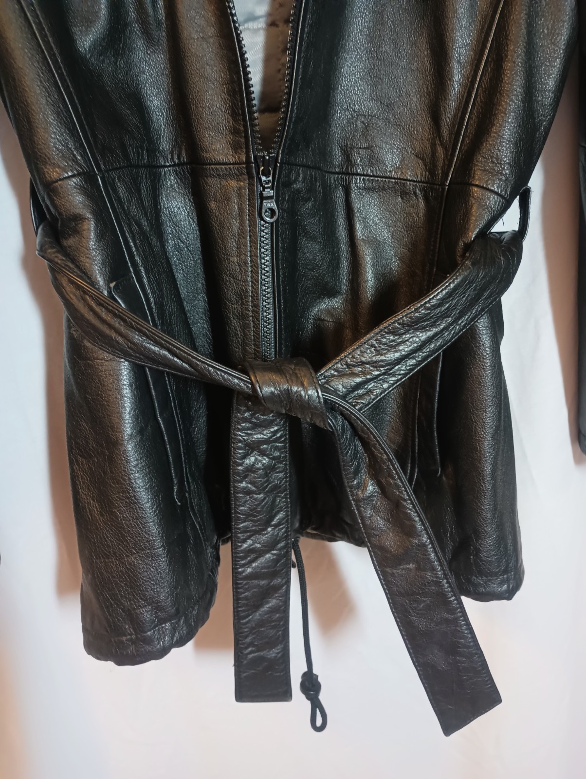Wilsons Leather jacket, women’s M, black, hooded, zip & sash. DS07