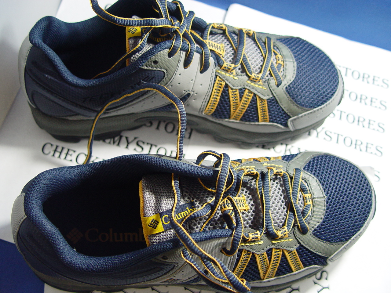 NIB COLUMBIA Switchback 2 Omni-Tech Trail Shoe dressblue golden glow,multi sizes