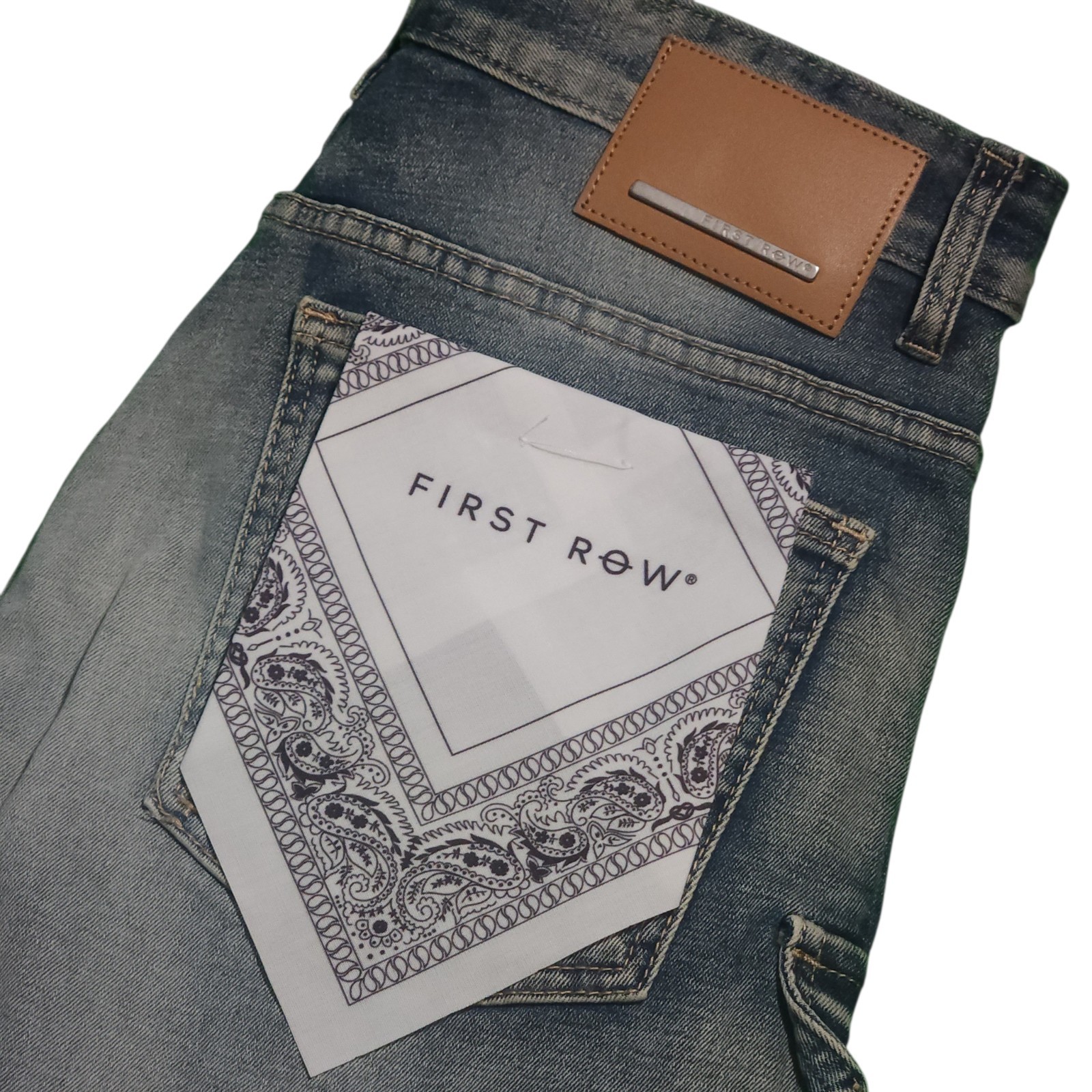 First Row Jeans Men’s 32/32 Distressed With Pockets Straight Fit Denim Brand New