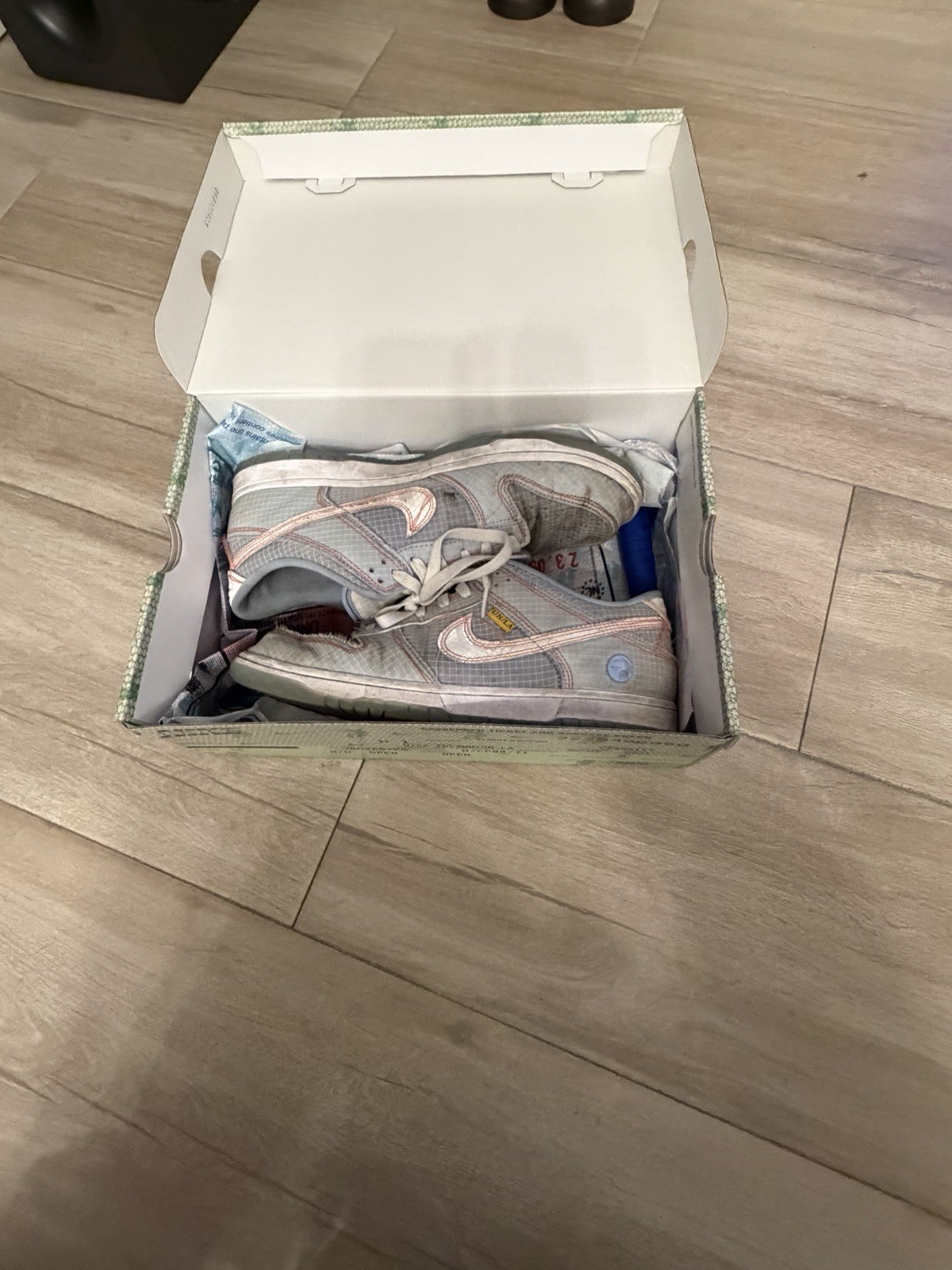 Size 10.5 – Nike Dunk Low x Union LA Passport Pack – Argon – Used
