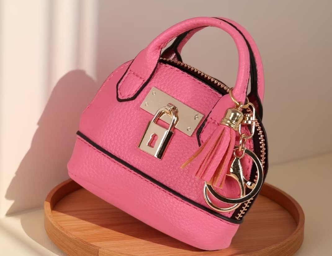 Fashion Mini Dome Coin Purse – Cute Keychain Bag for Coins & Lipstick Charm Gift
