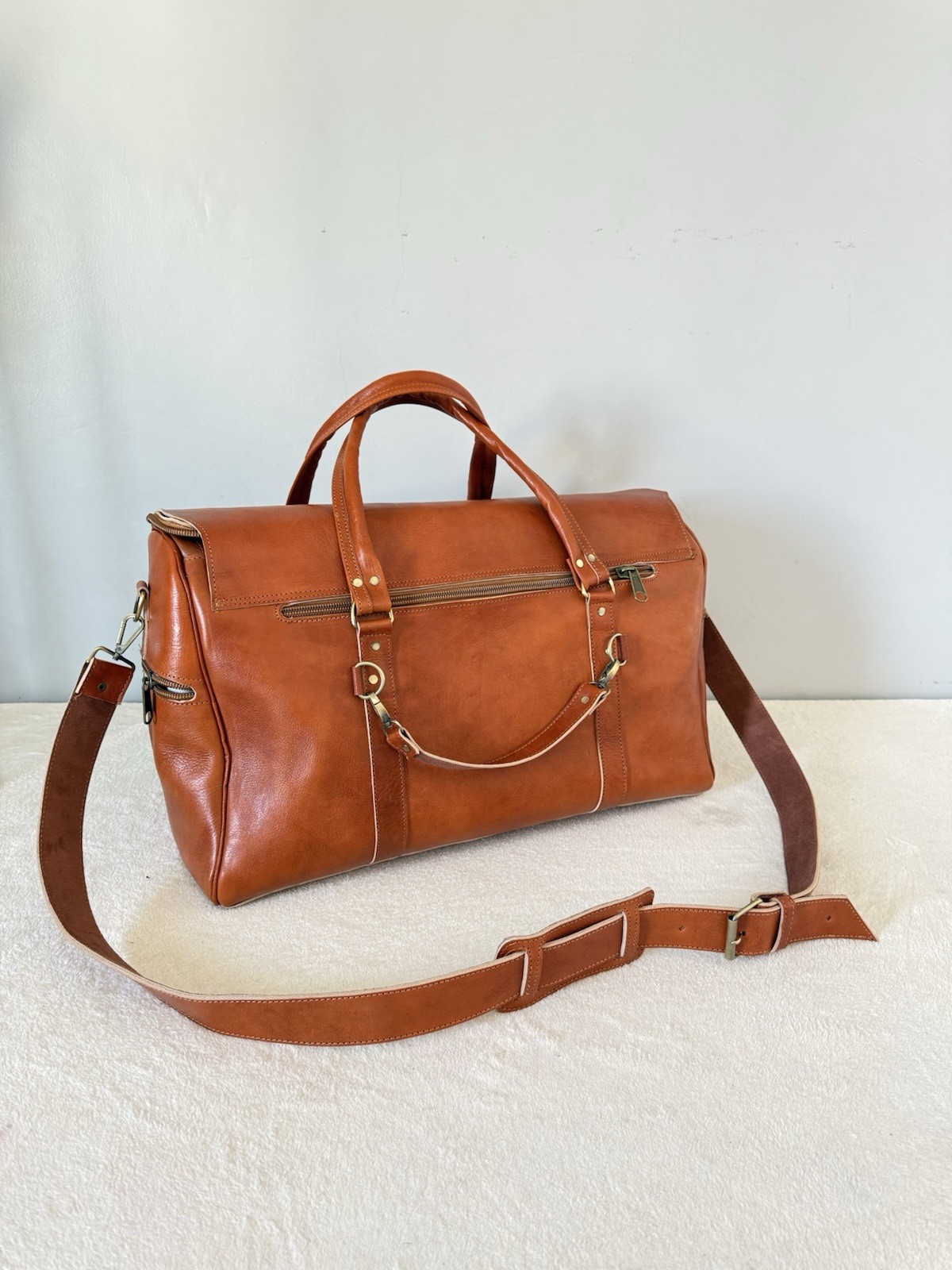 Genuine Leather Travel Bag – Cognac Caramel Brown | 55 × 35 × 25 cm – handmade