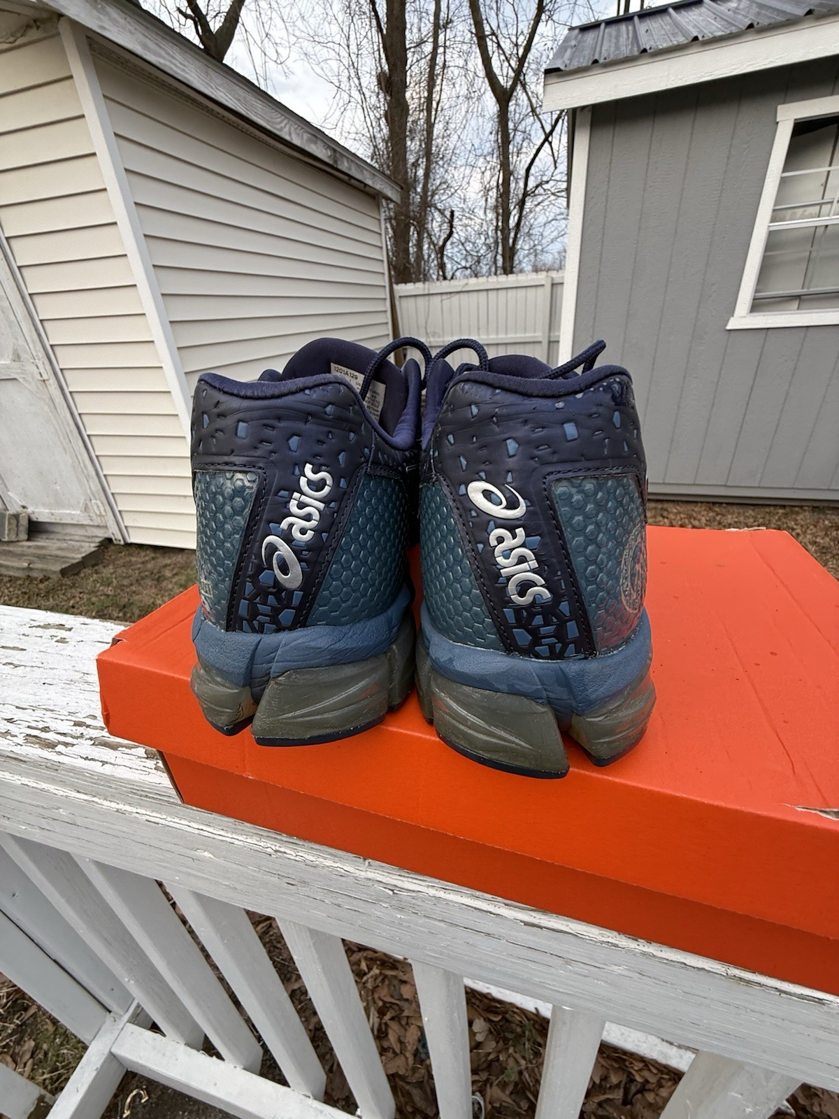 Asics Gel-Quantum 180 5 TR Men’s Sz 11 Athletic Running Shoes Sneakers 1201A129