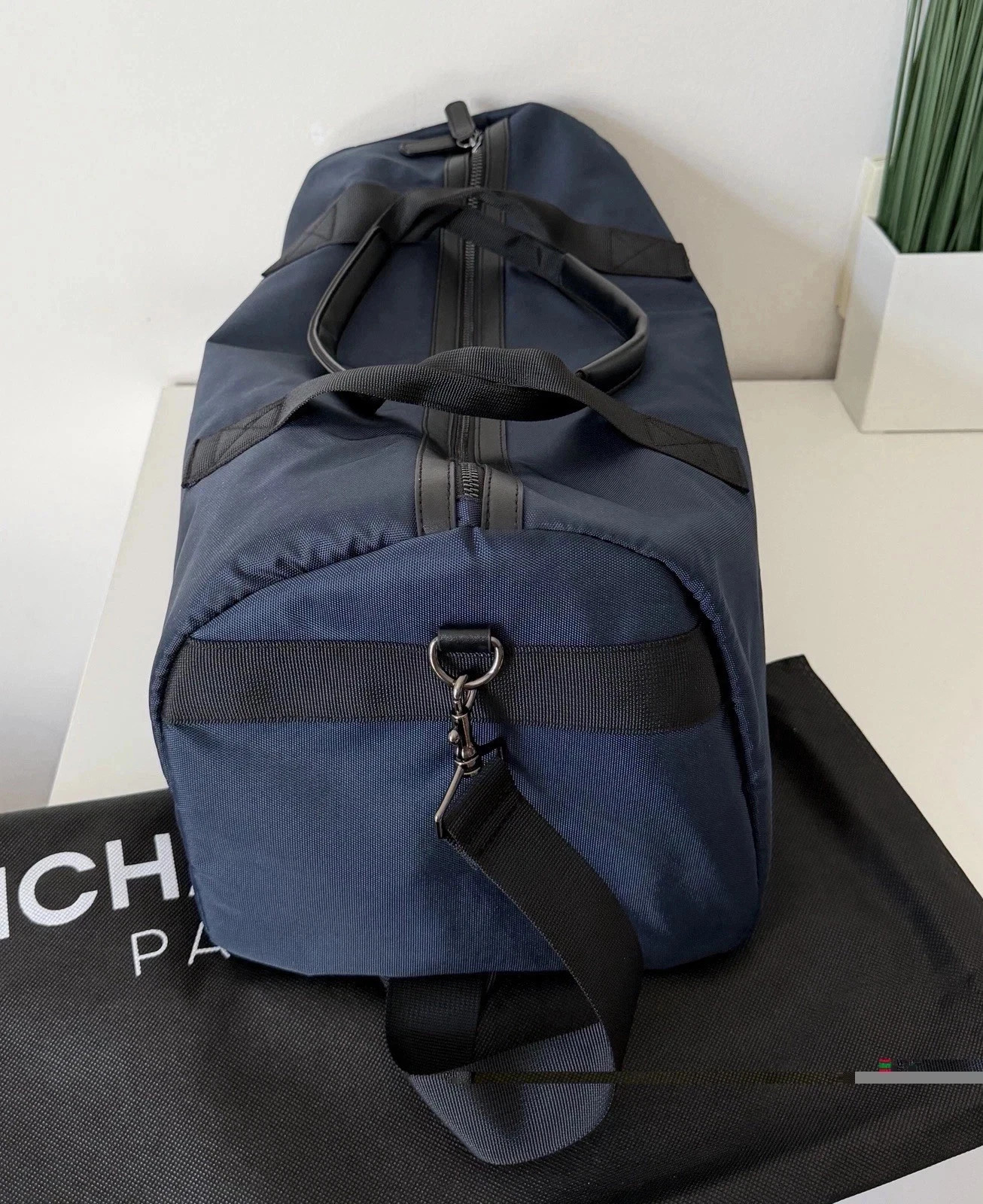 Michael Kors Parfums Duffle Dark Blue Overnight Shoulder Gym Weekender Bag