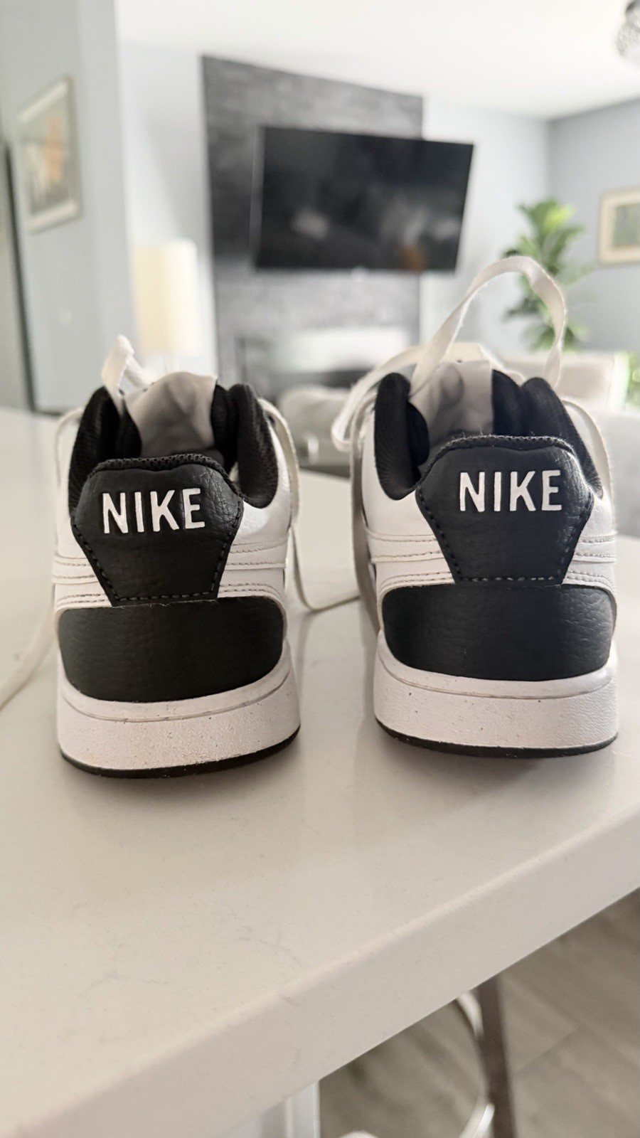 Nike Court Vision Low Top Lace-Up Men’s Sneakers Black/White Colorblock DH3158
