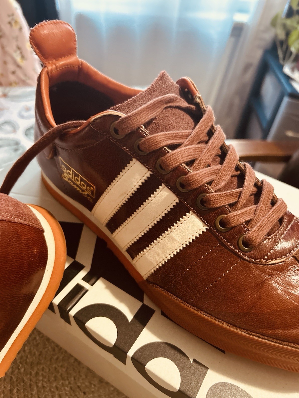 Men’s Vintage Adidas UFO Samba Brown Orange Leather Sneakers US 9.5 Rare 2004