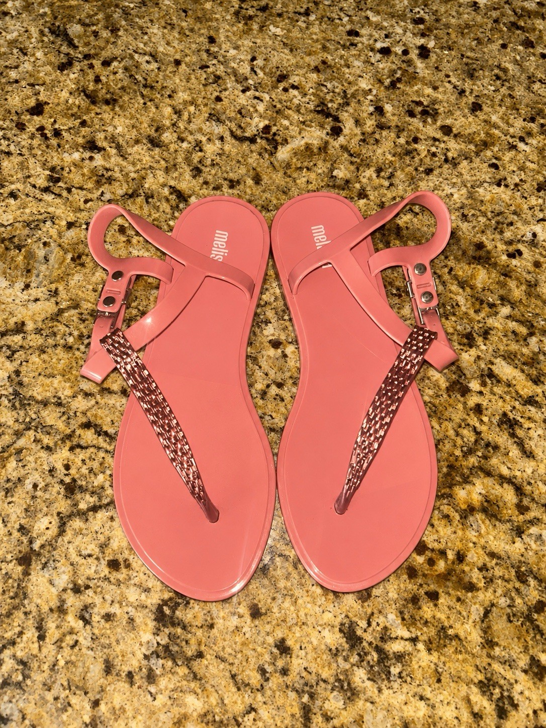 Melissa Women’s Pink PVC Jelly Sandals Smells amazing!