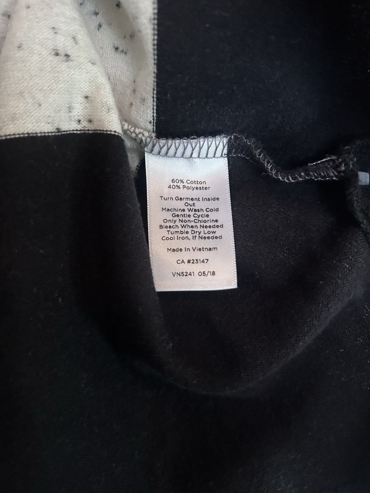 T By Talbots Women’s Size Medium Black White Grey Stripped Long Sleeve Cowl Neck