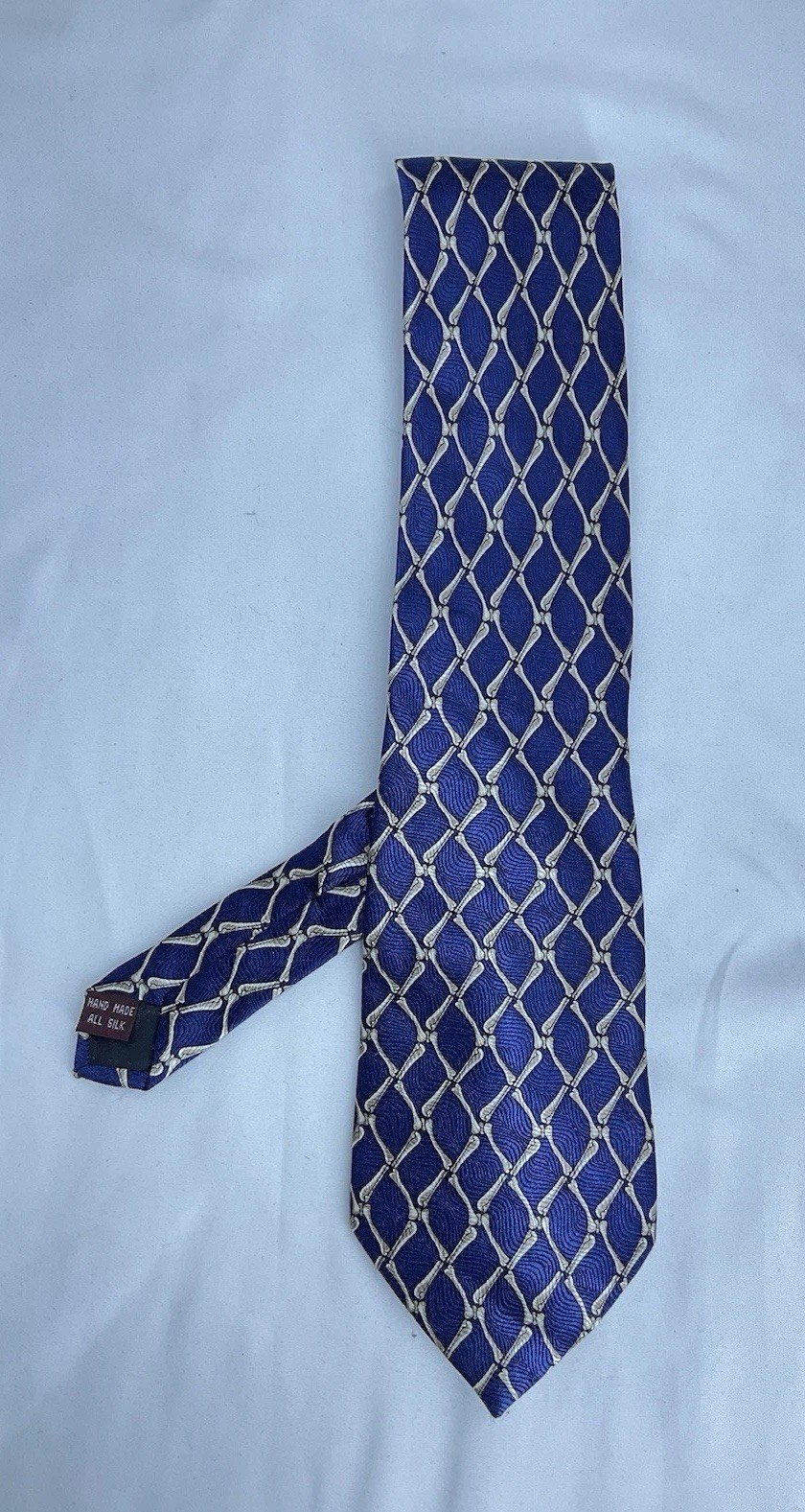 MUSEUM ARTIFACTS men’s Silk Tie In Blue W A Geometric Print Handmade EC
