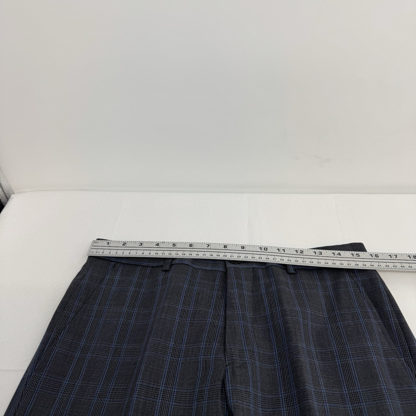 Armani Exchange 2 Piece Wool Suit 38 Pants 30WX 29L Gray/Blue Plaid