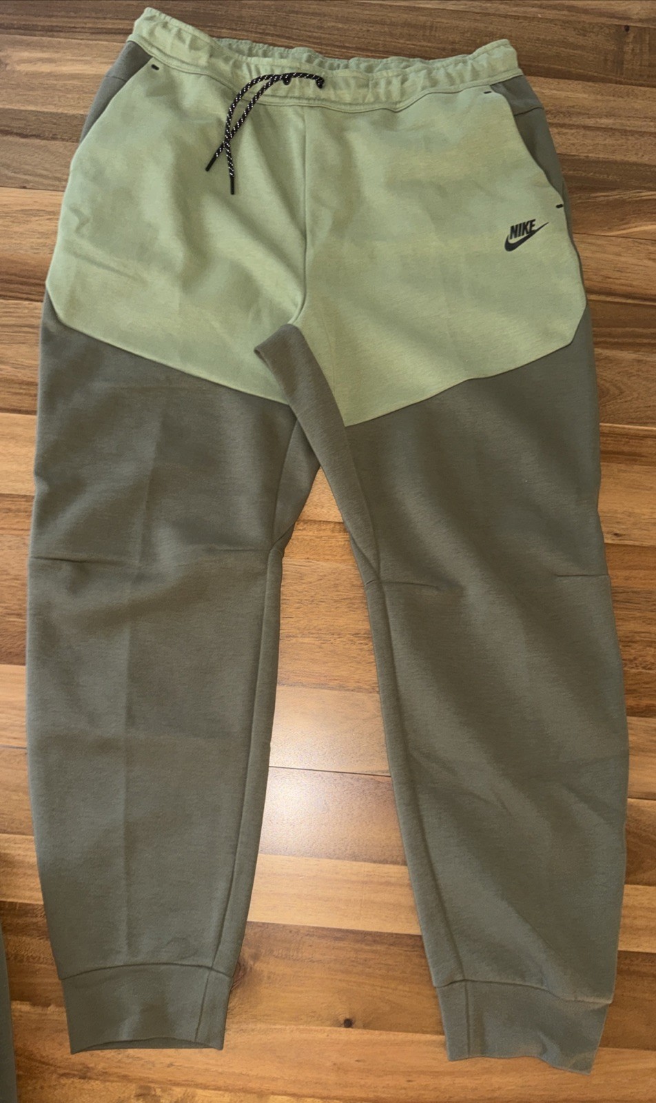 Authentic Nike Tech Fleece Full Zip Set Olive Green Men’s XXL Worn Once