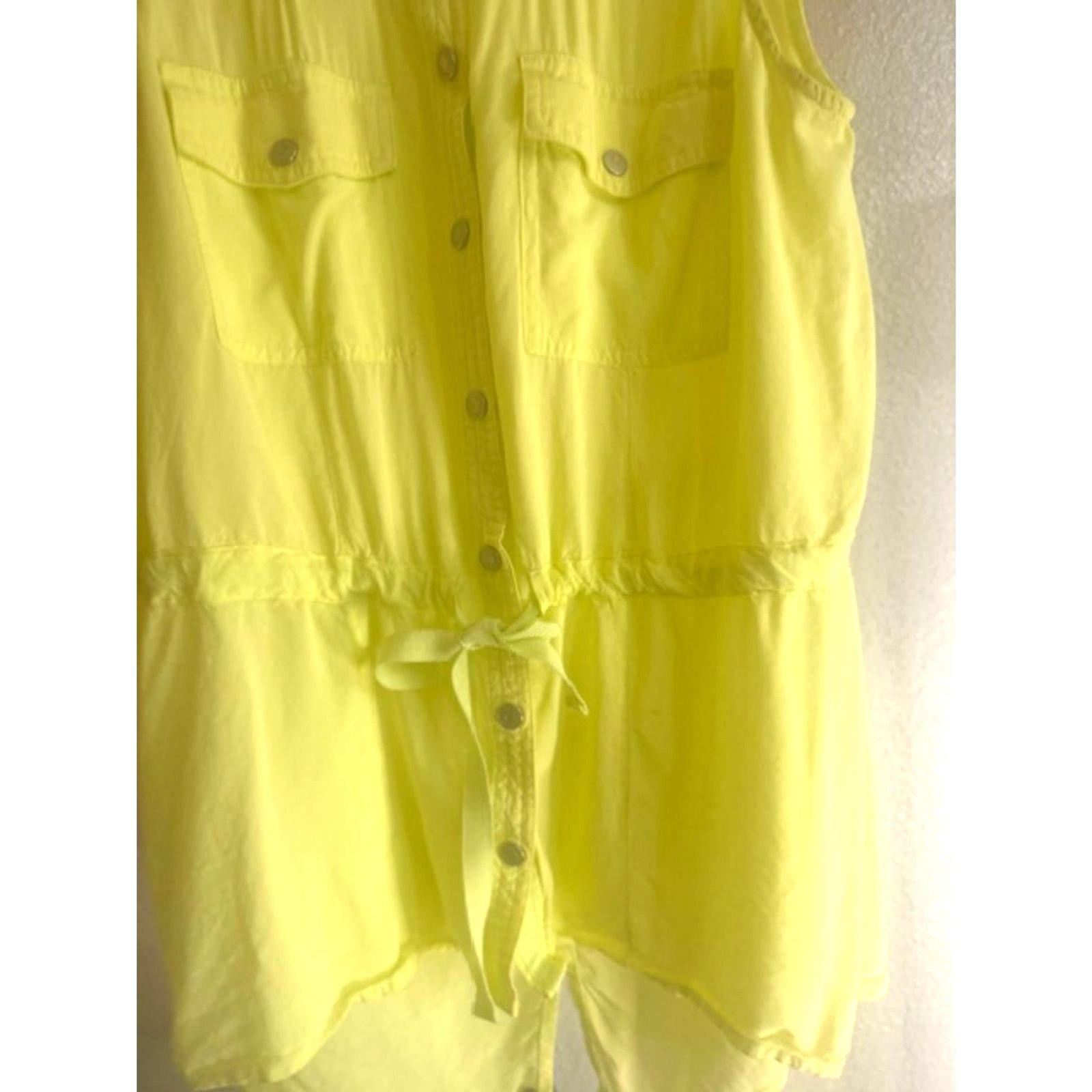 Armani Exchange A|X Sleeveless Blouse Size S Neon Yellow Button Front Top