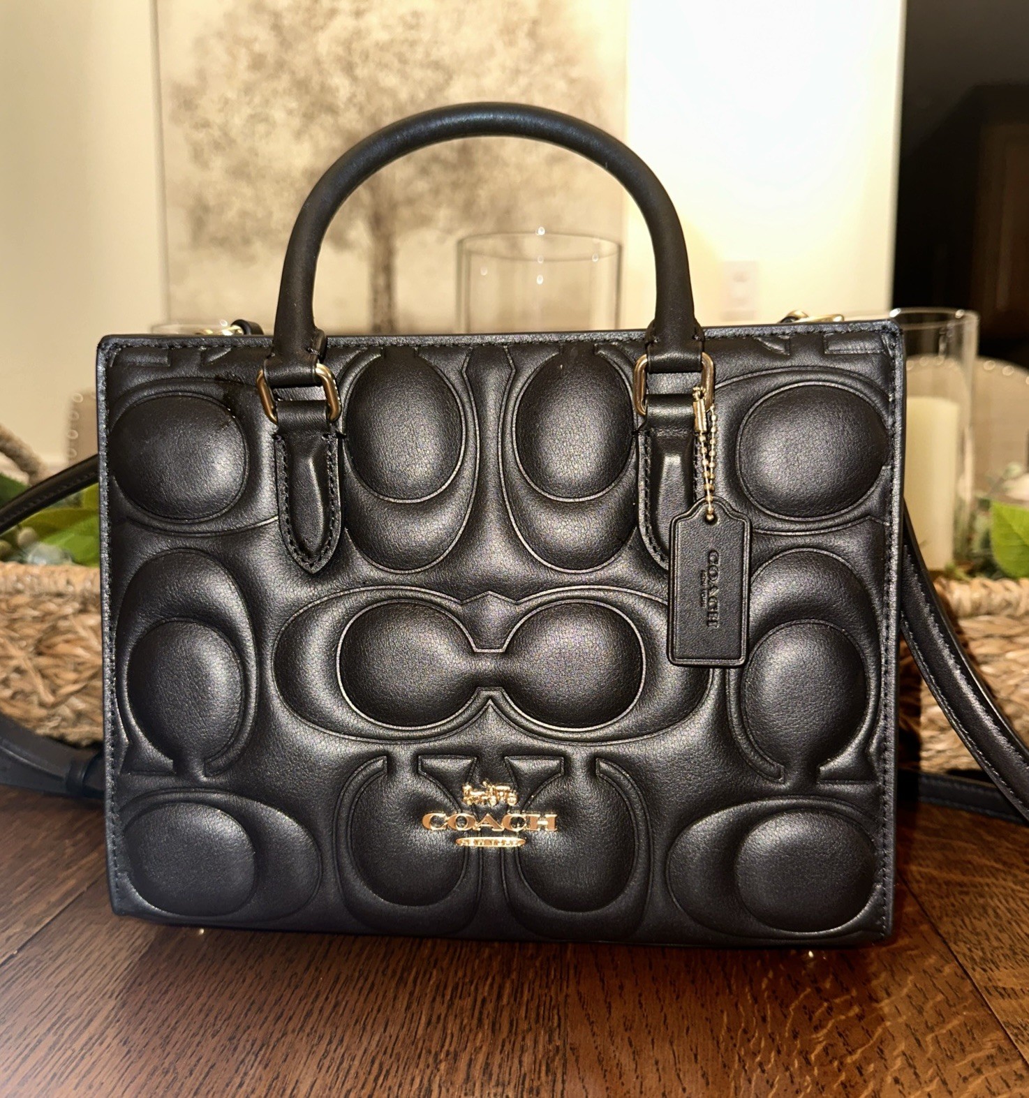 Coach Maggie Small Tote Bag In Signature Leather in Black NWOT – CY670