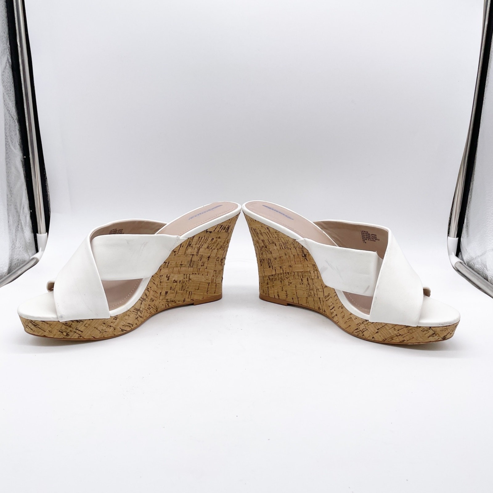 Charles By Charles David Women’s Latrice Wedge Sandals White Size 11 M