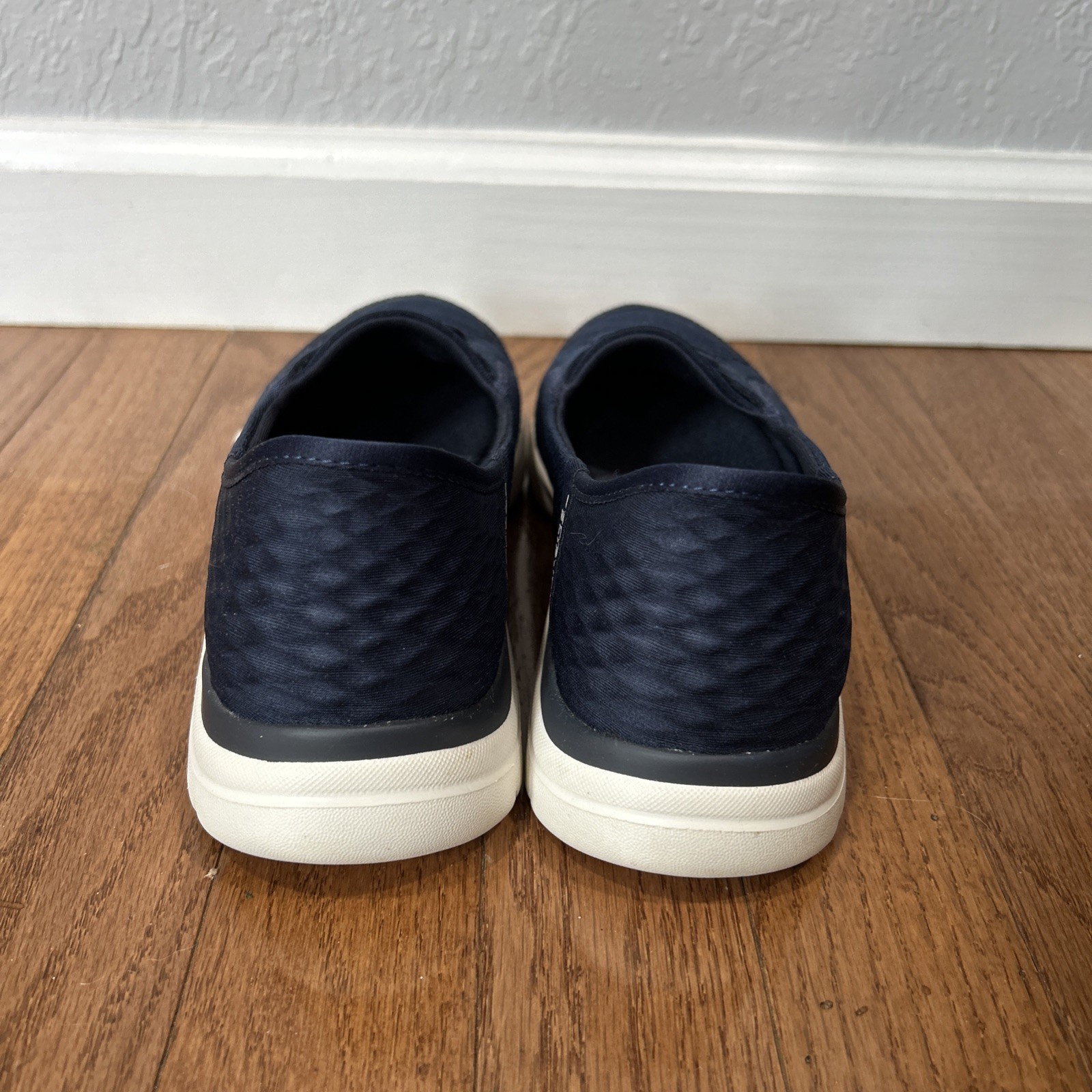 Skechers On The Go Flex Top Notch Slip Ins Shoes Women’s Size 5.5 Navy Blue
