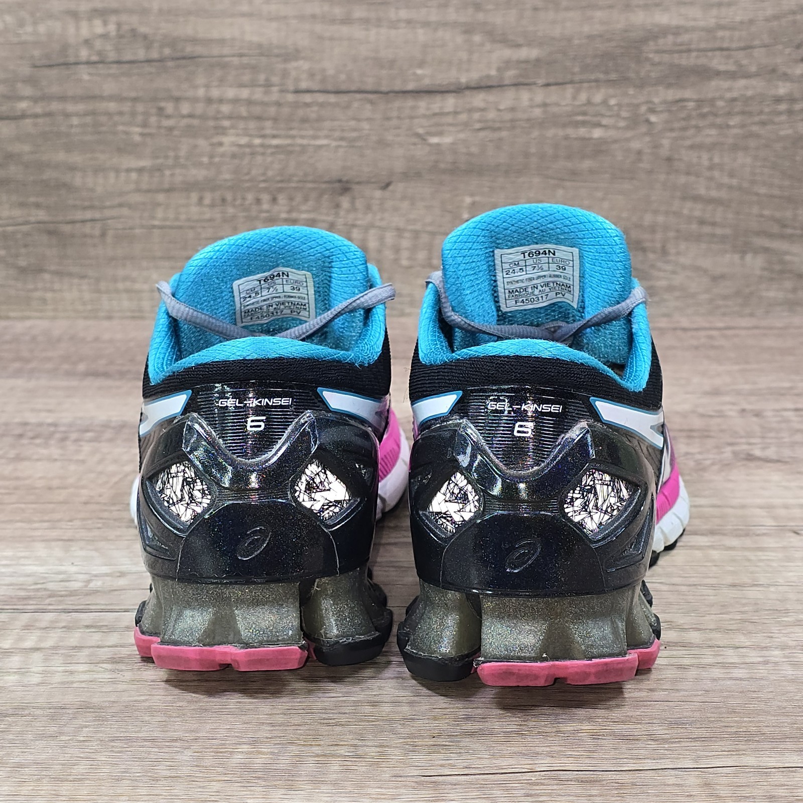 ASICS Gel-Kinsei 6 Women’s Size 7.5 Black Gray Pink Blue Running Shoes (T694N)