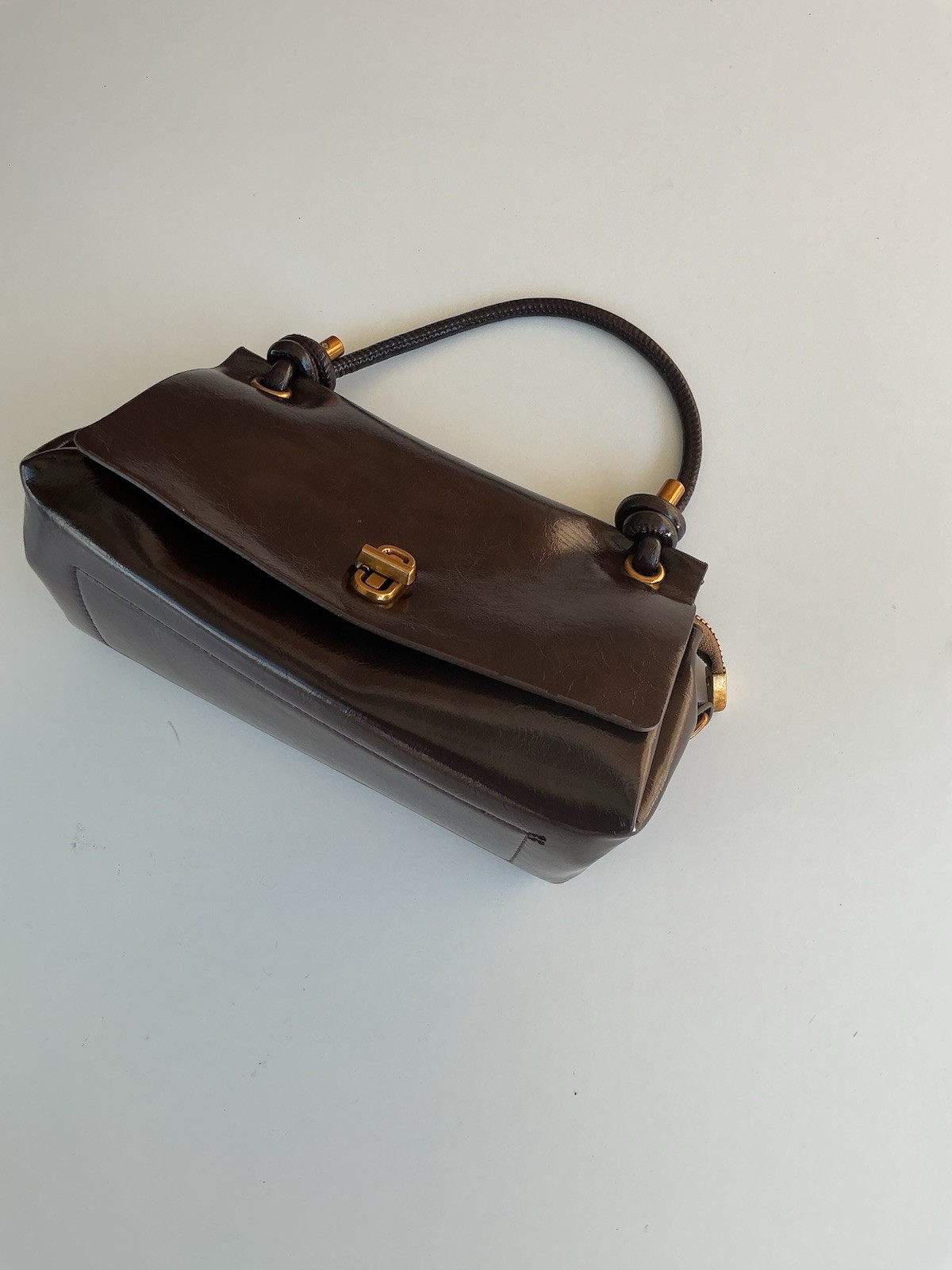 Brown Top Handle Bag w/ Turn Lock & Zip, Gold Hardware, Lined Inner Pockets