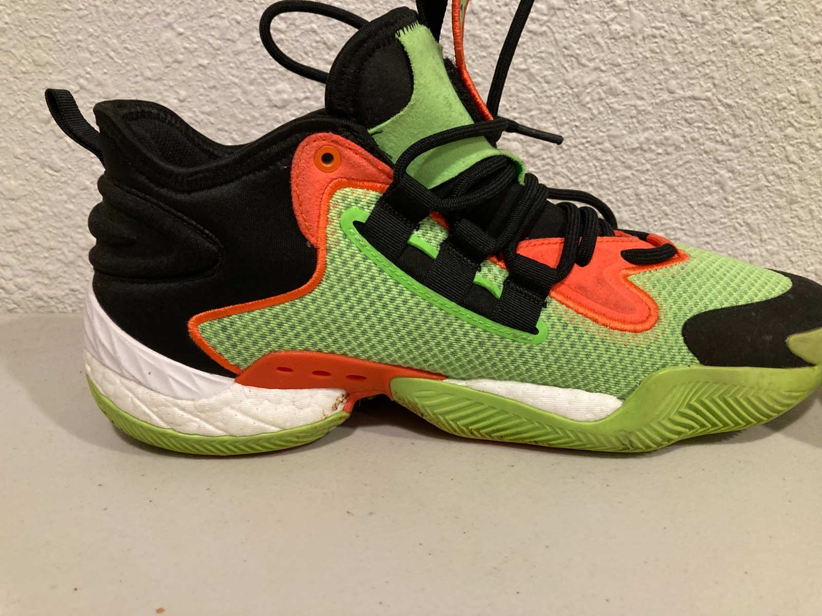 Adidas BYW Select Basketball Shoes Solar Green Impact Orange Core IG4948 Sz 10