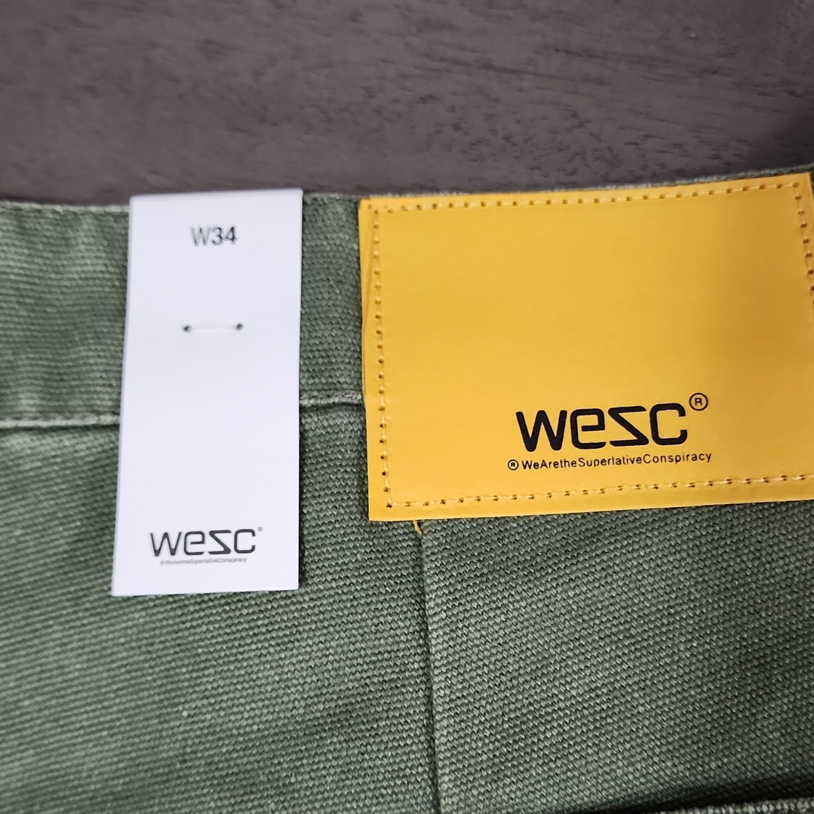 WeSC Carpenter Shorts Olive Button Closure Flat Front Cargo Pockets Men