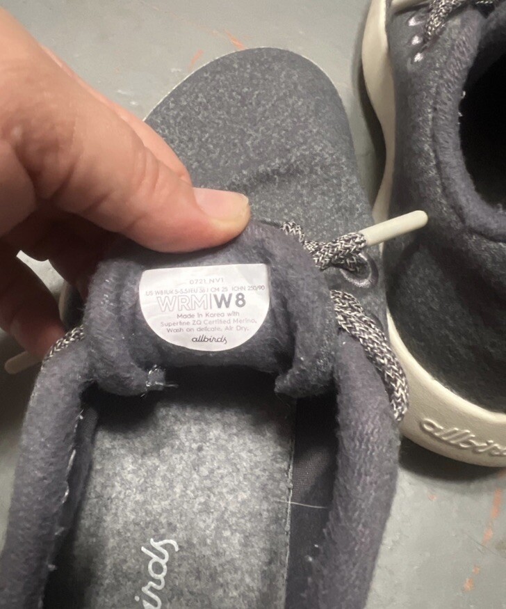 Allbirds Womens Blue Running Shoes Size 8