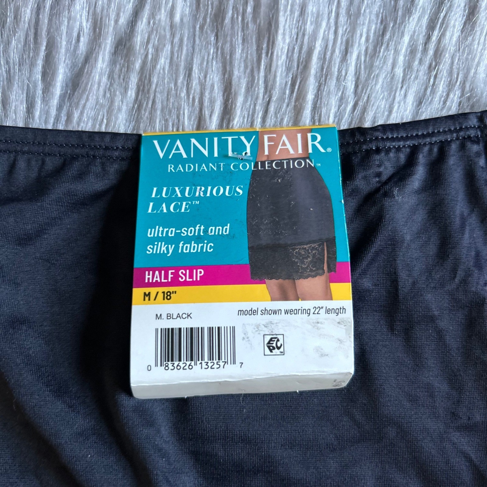 Vanity Fair Radiant Collection Half Slip Women’s Size Medium 18″ Black Lace