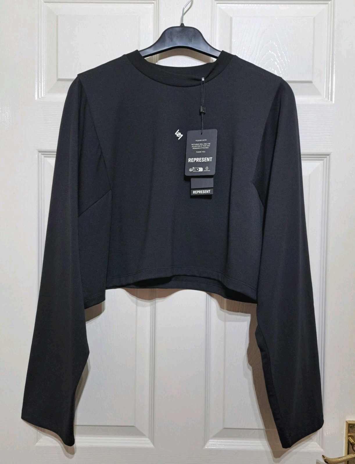 Represent 247 Women’s Training Tee Black Long Sleeve Size M Cropped BNWT £90