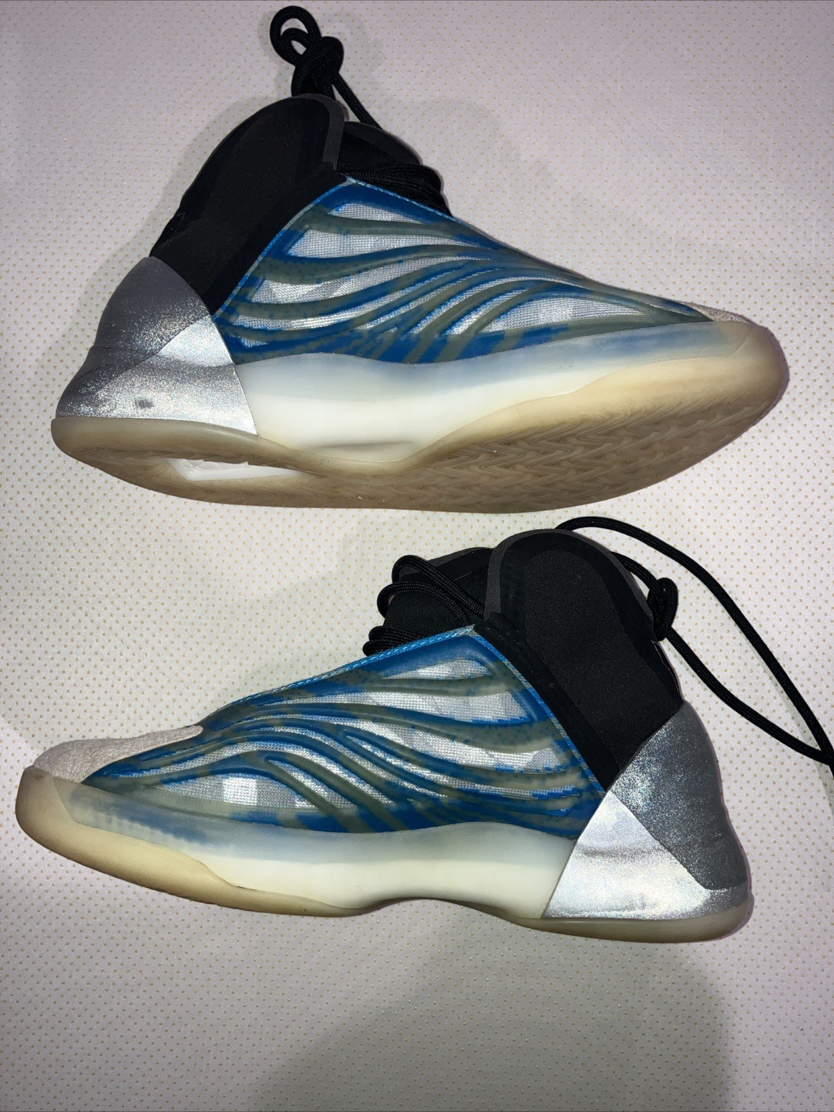 Adidas Yeezy Quantum Frozen Blue Size 8