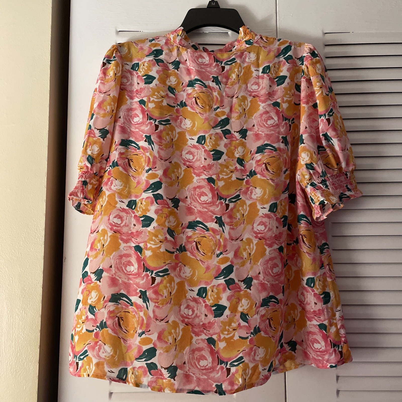 Pleione Anthropologie Blouse Pink Roses Medium Puff Feminine Cottage