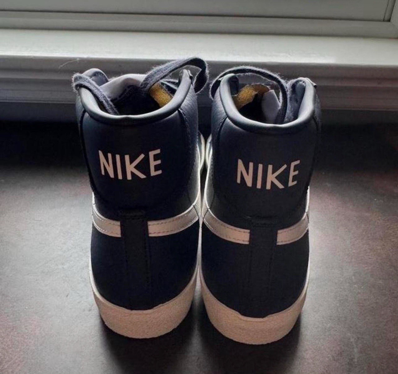 Nike Blazer Mid Men’s Blue/White Mid-Top Lace-Up Sneakers Activewear Casual