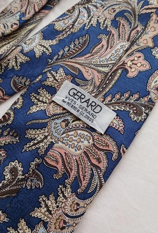 Yves Gerard for Herren Globus 100% Silk Tie Blue Paisley Floral Italy Vintage