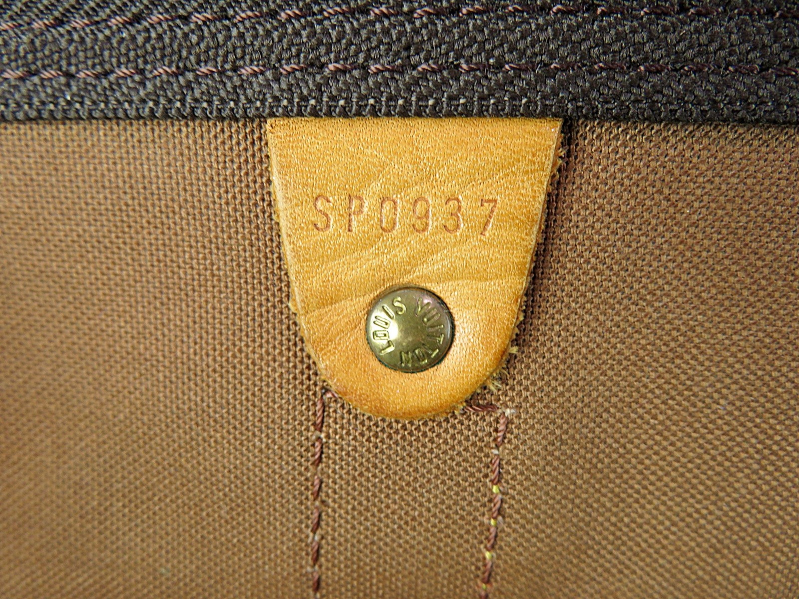 Authentic LOUIS VUITTON Keepall 55 Monogram Canvas Duffel Bag #64532