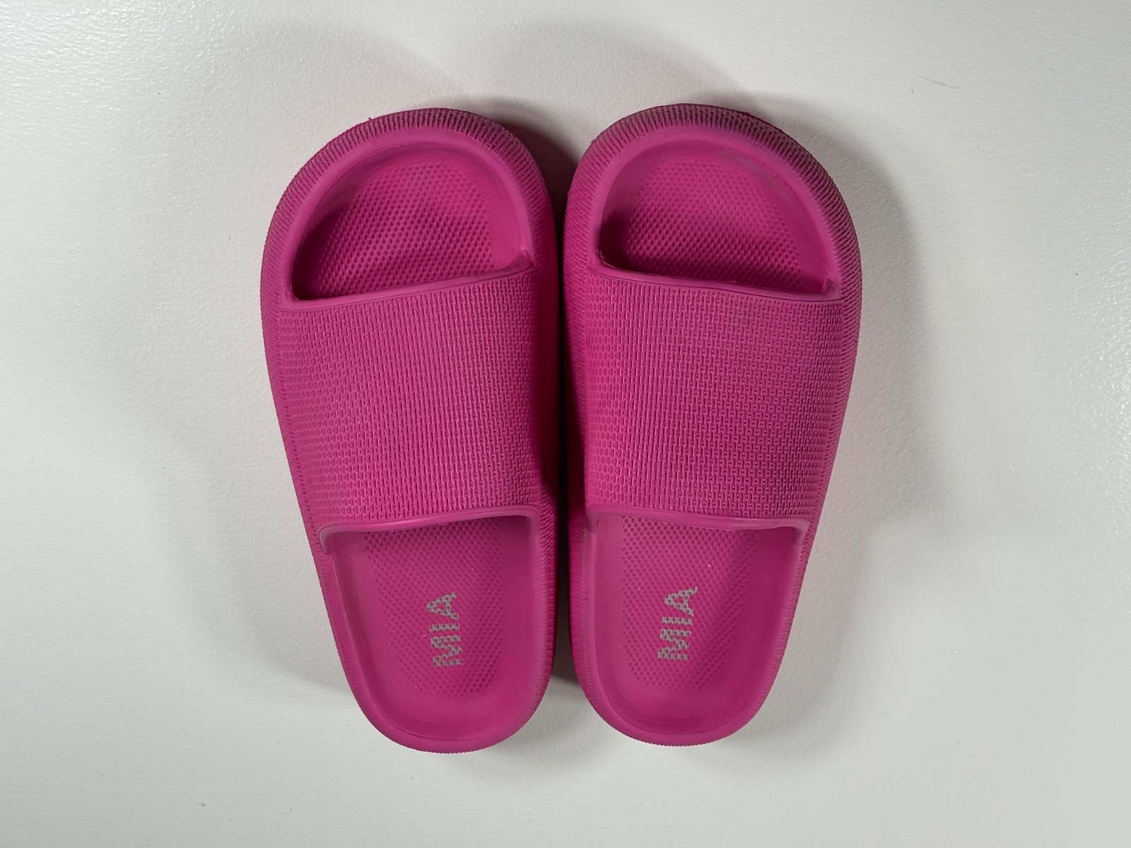 MIA Slides Womens 7 Pink Comfort Sandals Soft Cushion Slip On Pool Beach Casual