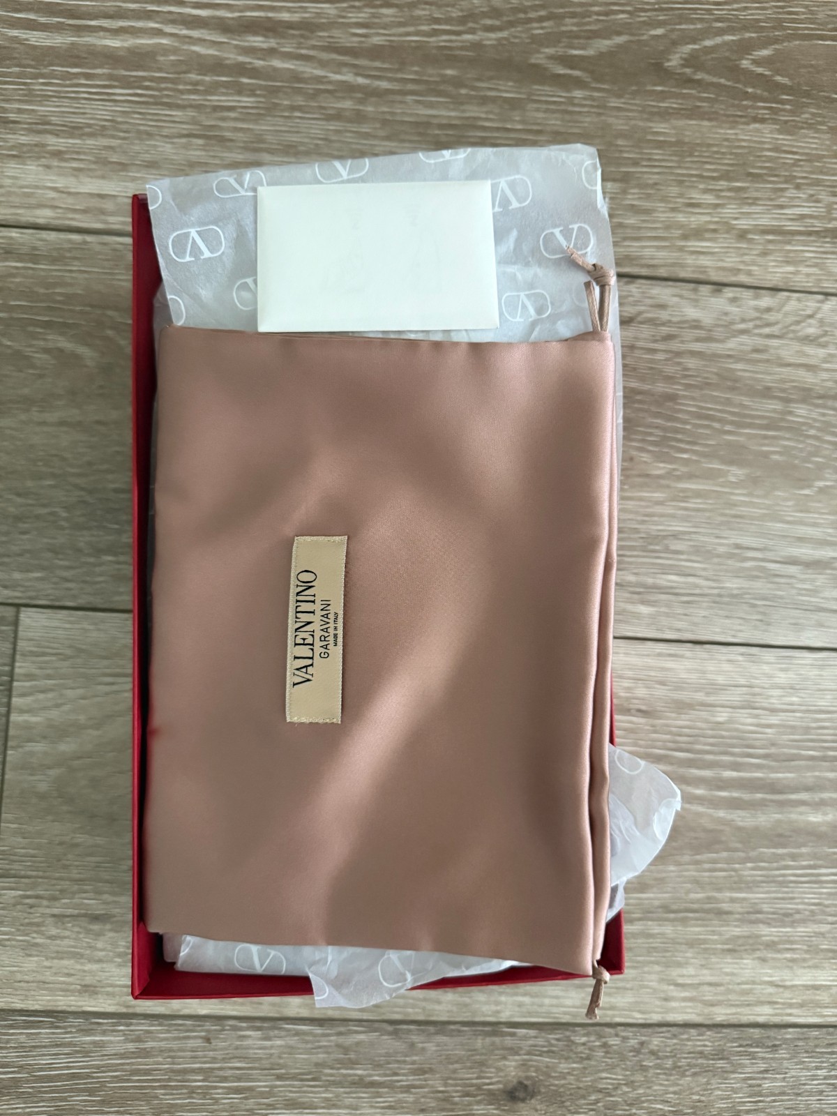 NWT Valentino Garavani Rockstud Bow Ballet Flats Ivory Satin EU 40