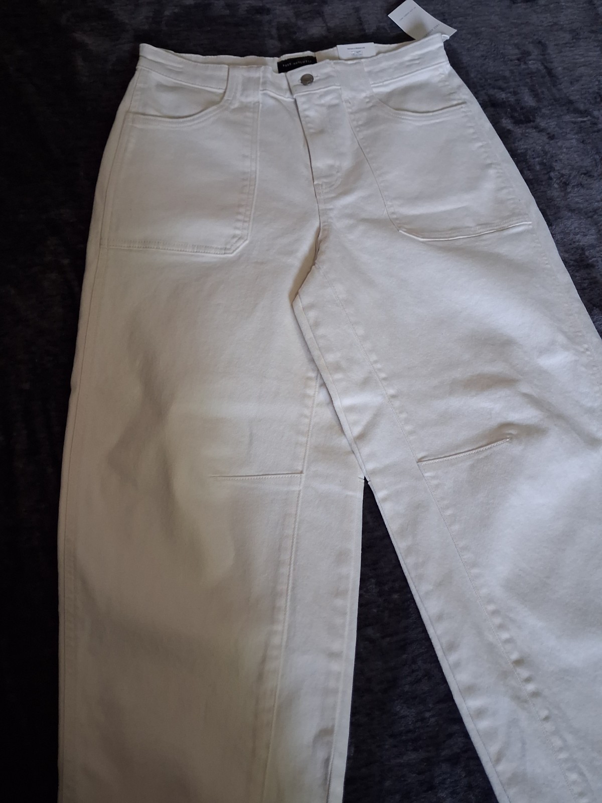 NWT Free Assembly Womens Size 10 Cream Denim Cropped Jeans High Rise Distressed
