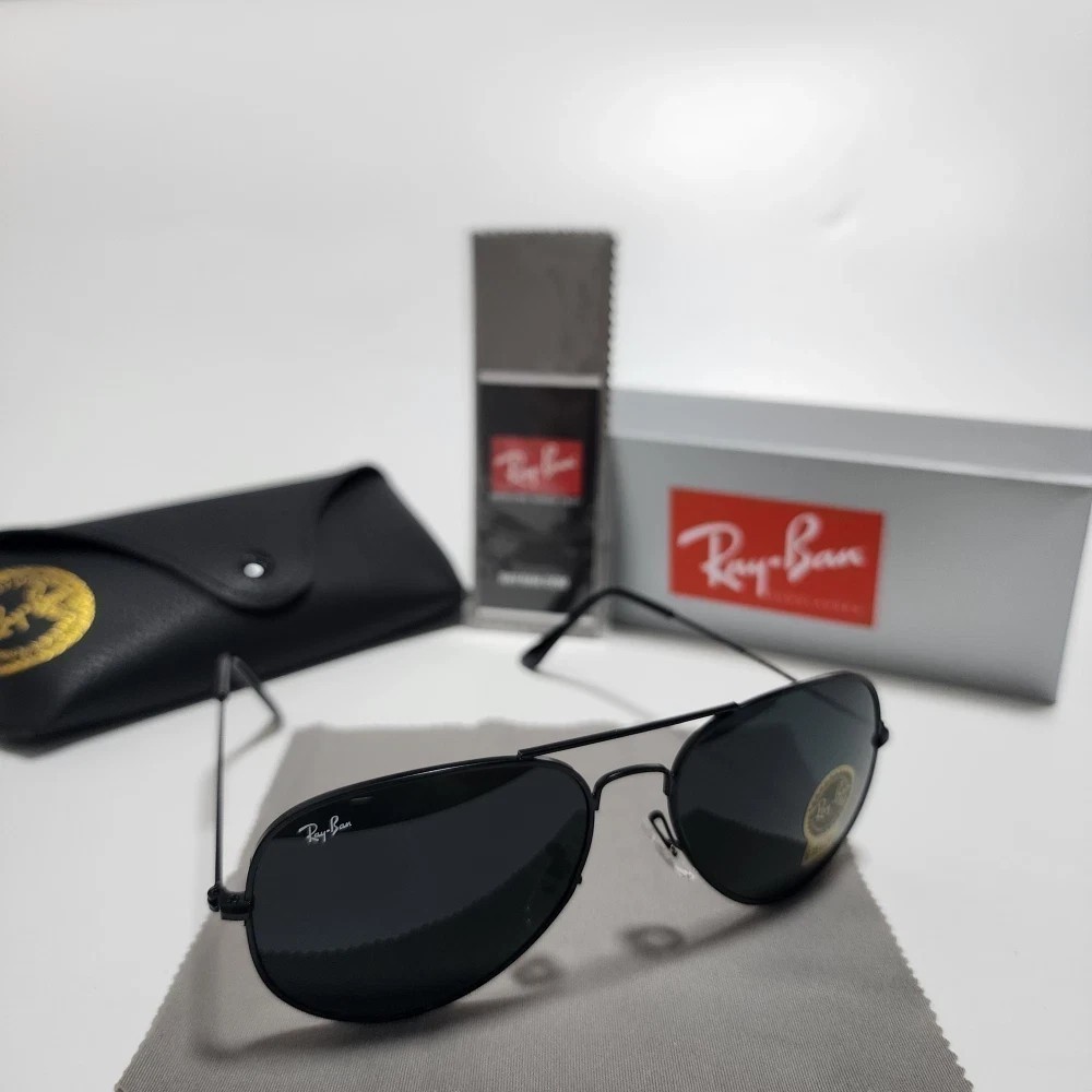 Ray-Ban Aviator Pilot Sunglasses Black Frame Glass Gray Lens 58-14mm