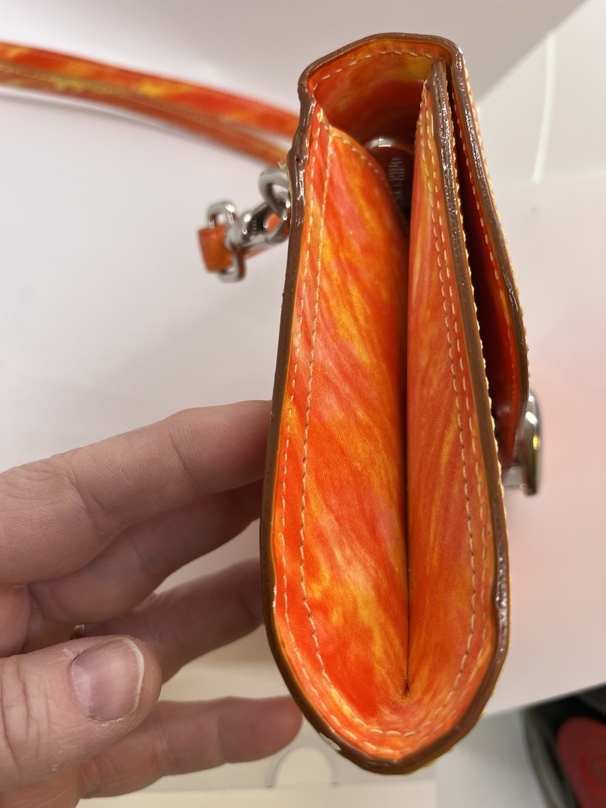 Vintage MOSCHINO Redwall FLAMES / FIRE Shoulder Handbag Clutch Made in Italy