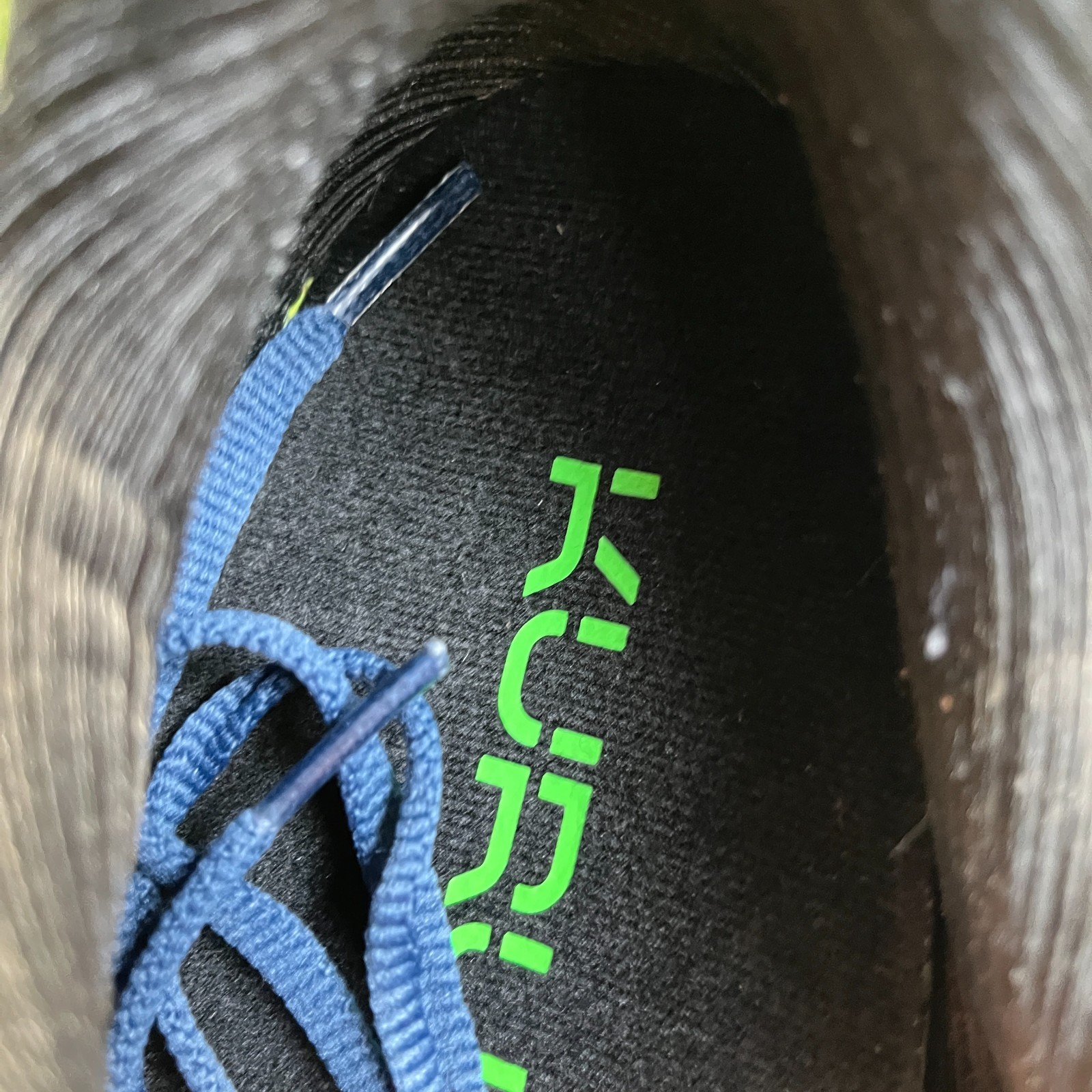 Kuru Atom 2 Mens Size 9 Blue White Black Athletic Running Walking Shoes Sneakers