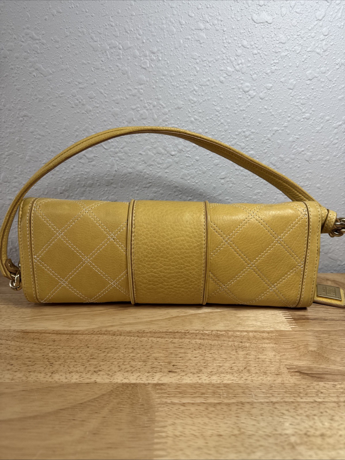 Liz Claiborne Geniune Yellow Leather Y2K Baggett Style Shoulder Handbag