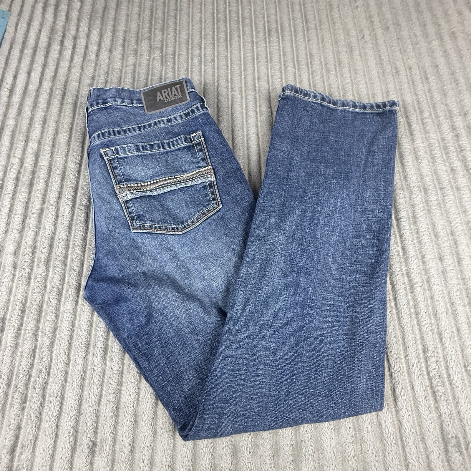 Ariat M2 Men’s Jeans 32×34 (34×34) Relaxed Boot Cut Blue Denim Grayson STAINS
