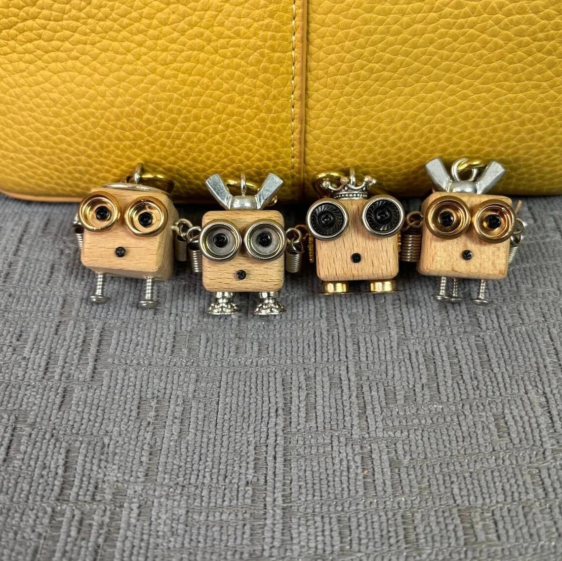 Handmade Punk Wooden & Metal Robot Keychain – Cute Character Pendant for Bag,
