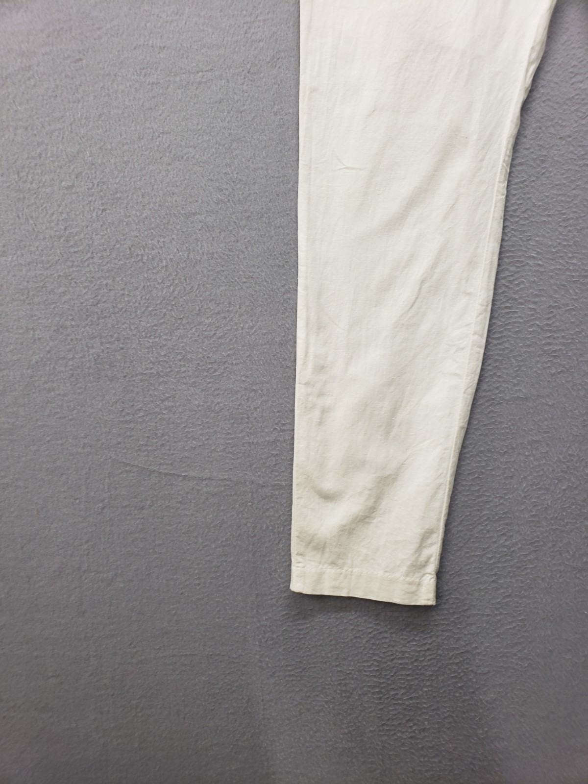 H&M Men Chino Pant 30 White Slim Fit Flat Front Mid Rise Preppy Casual Workwear
