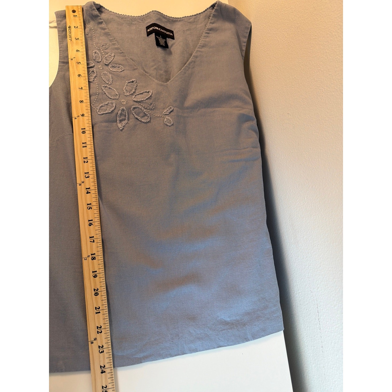 Norton McNaughton Linen Blend Floral Applique V-Neck Blue Grey Tank | Sz L