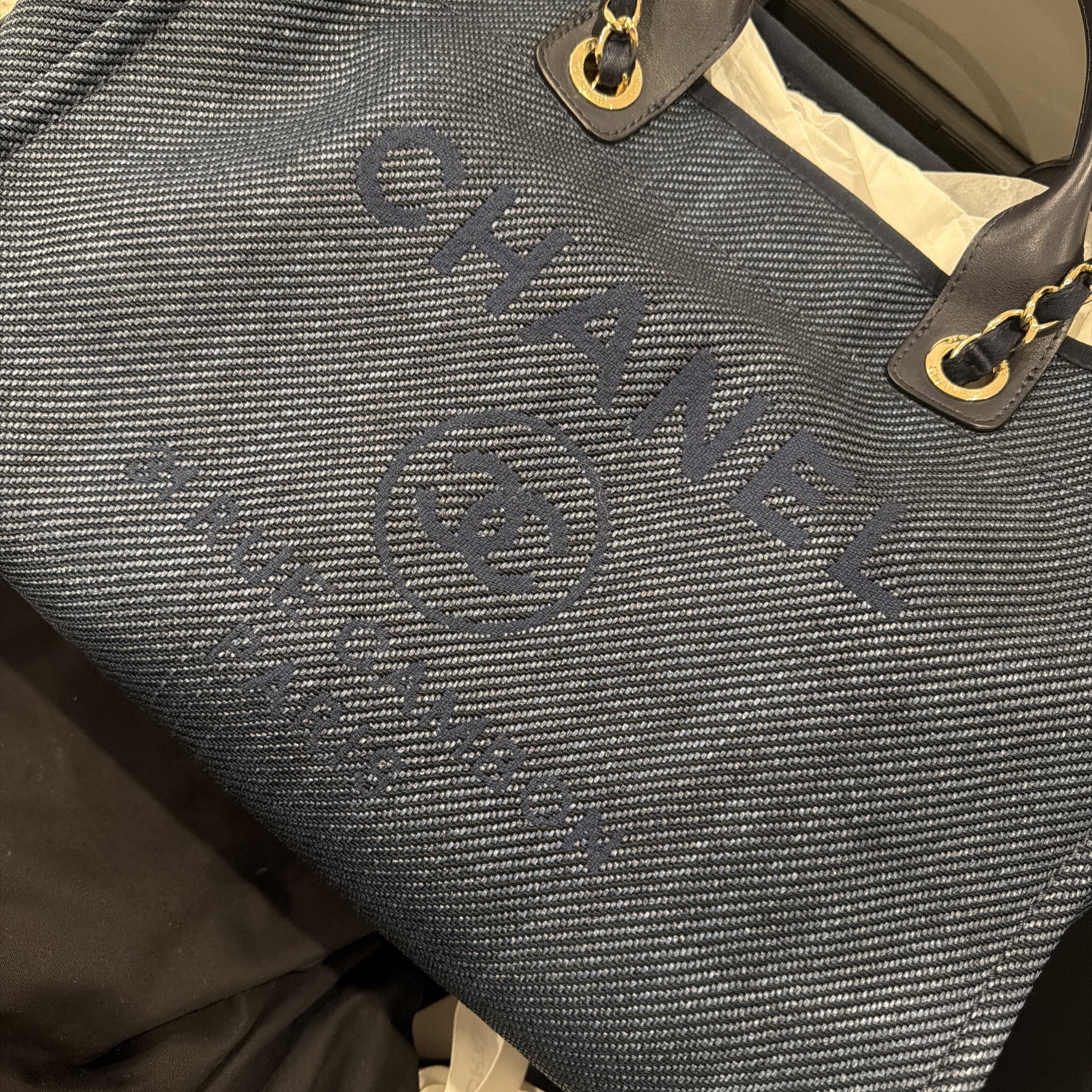 Chanel Deauville Tote (medium) 🩵