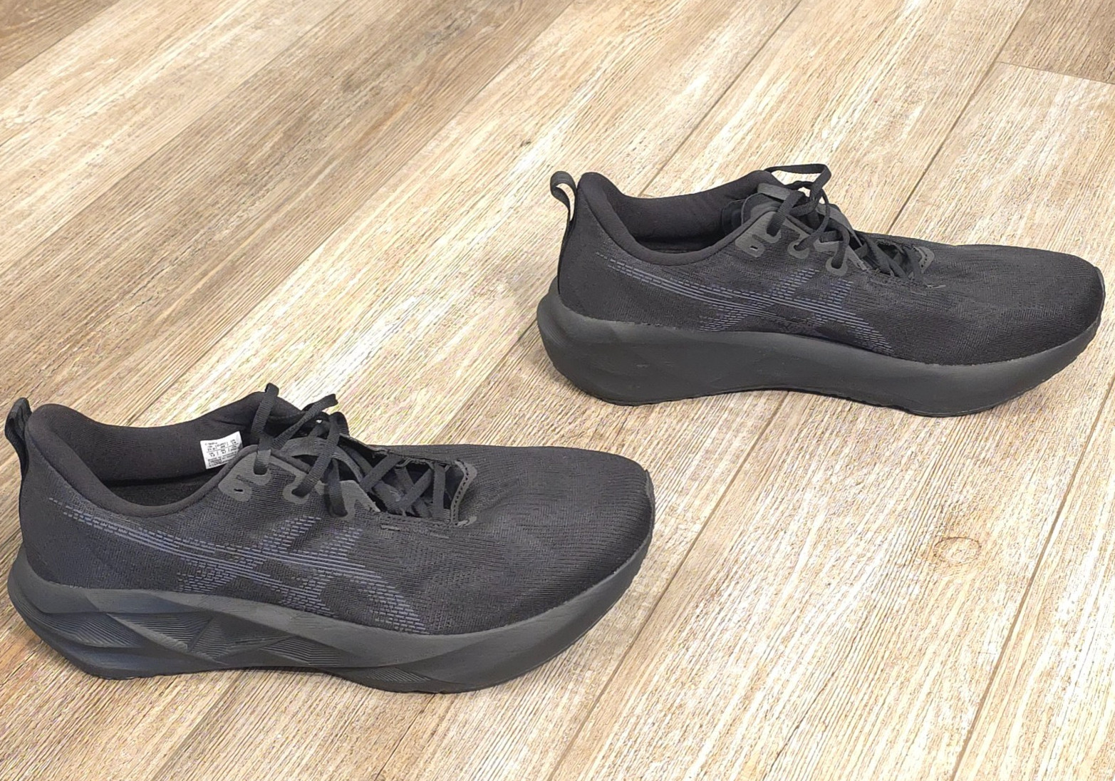 Asics Novablast 5 Men’s Size US 14 Black/Black Running Jogging Walking Shoes
