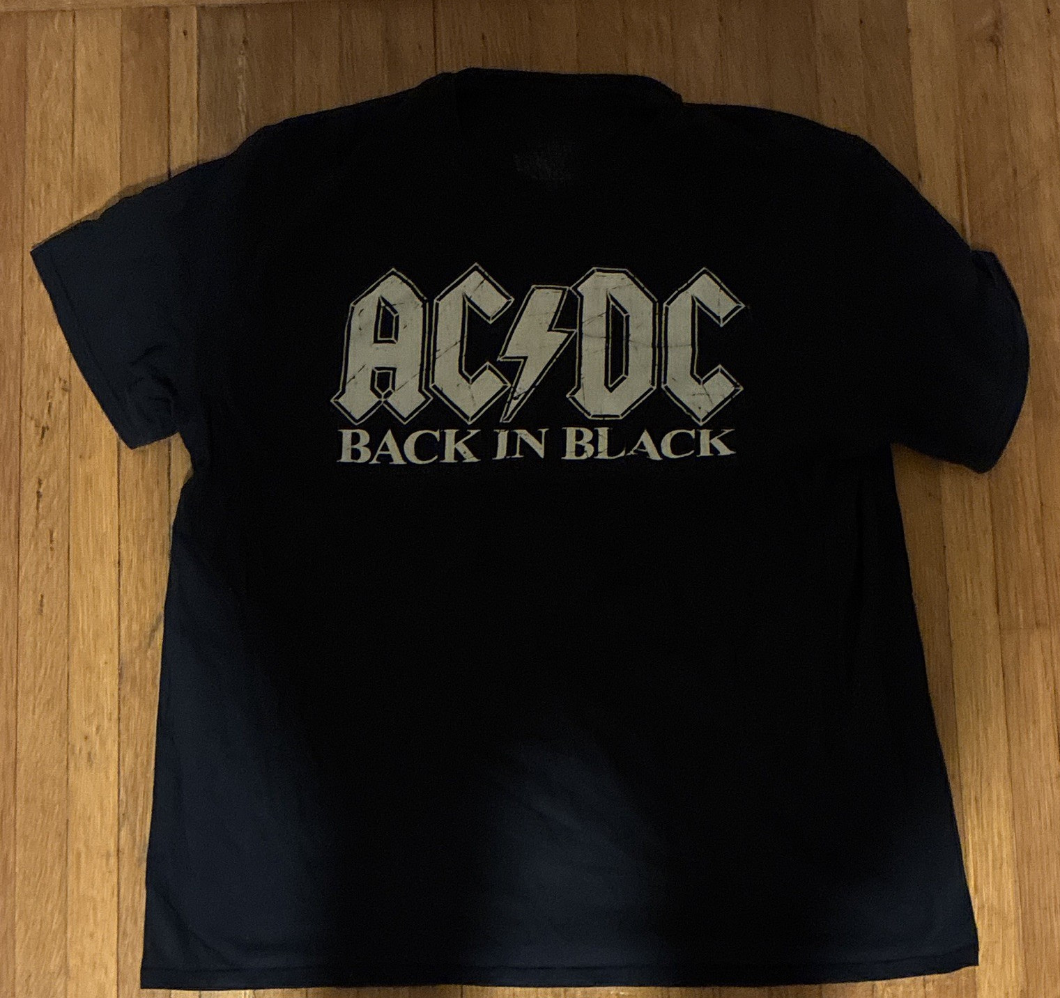 AC/DC Back in Black Logo Graphic T-Shirt Men’s 2XL Black Short Sleeve