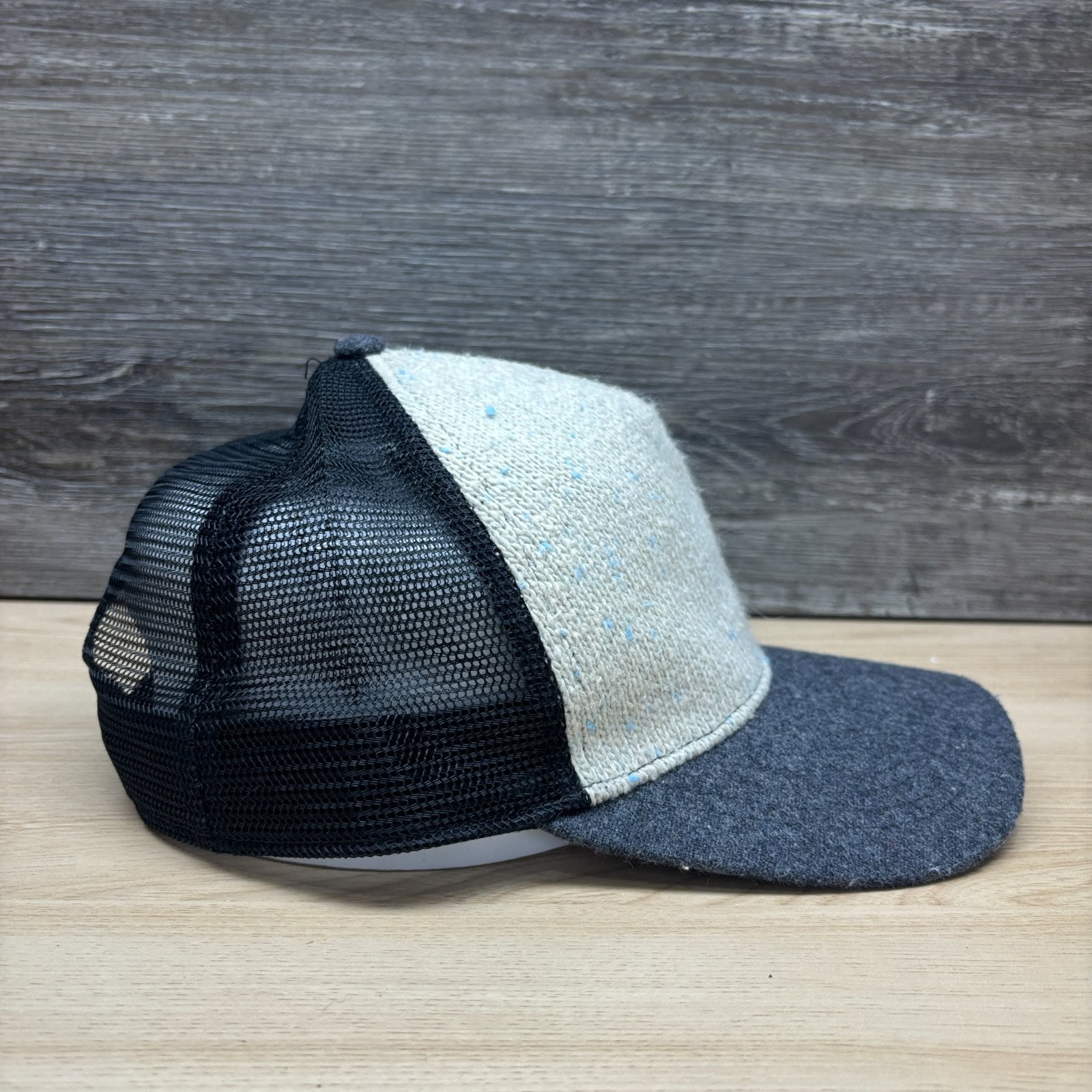Pistil Hat Cap Snap Back Gray Flower Embroidery Knit Sweater Trucker Mesh Womens