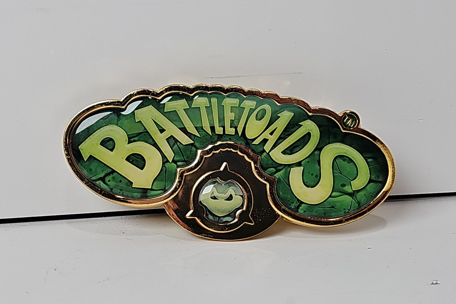 NIB Battletoads Gold Belt Buckle – June 2017 Loot Crate Gaming Exclusive NES