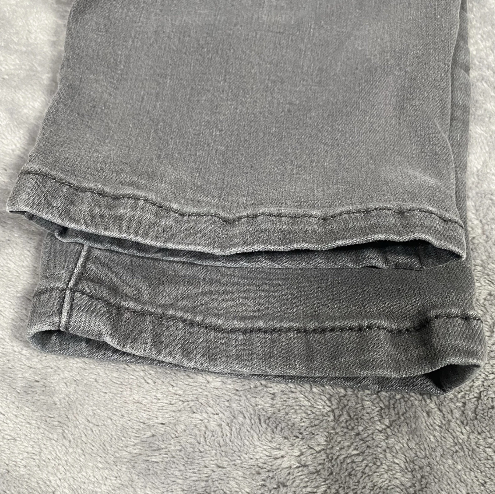 Democracy Jeans Womens 14 Gray Ab Solution Elastic Waist Ankle Lenght Distressed
