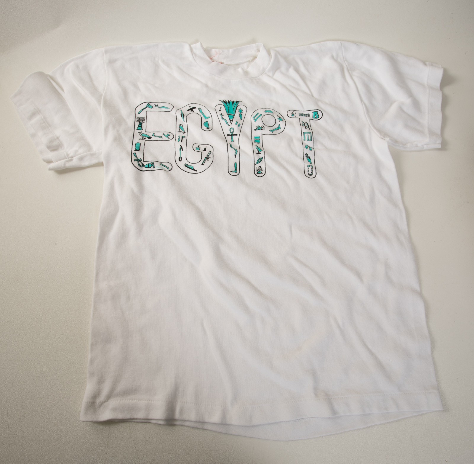 Egypt Souvenir T Shirt (P4R/JSF6) White Cotton Medium Travel Vintage JIL Brand